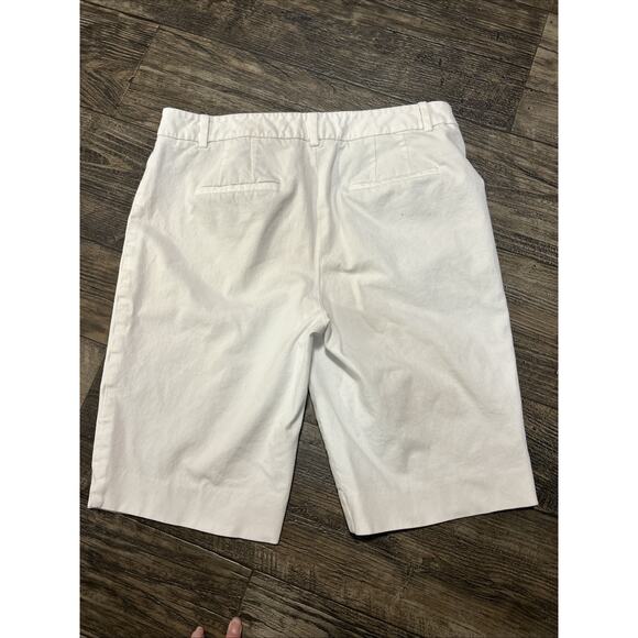 Talbots Women’s Bermuda Shorts White Size 4 Dress Chinos - Picture 2 of 6